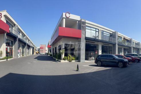 请选择